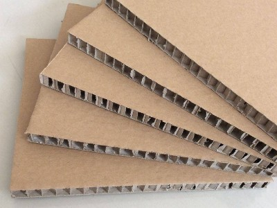 蜂窩紙板有哪些優(yōu)勢